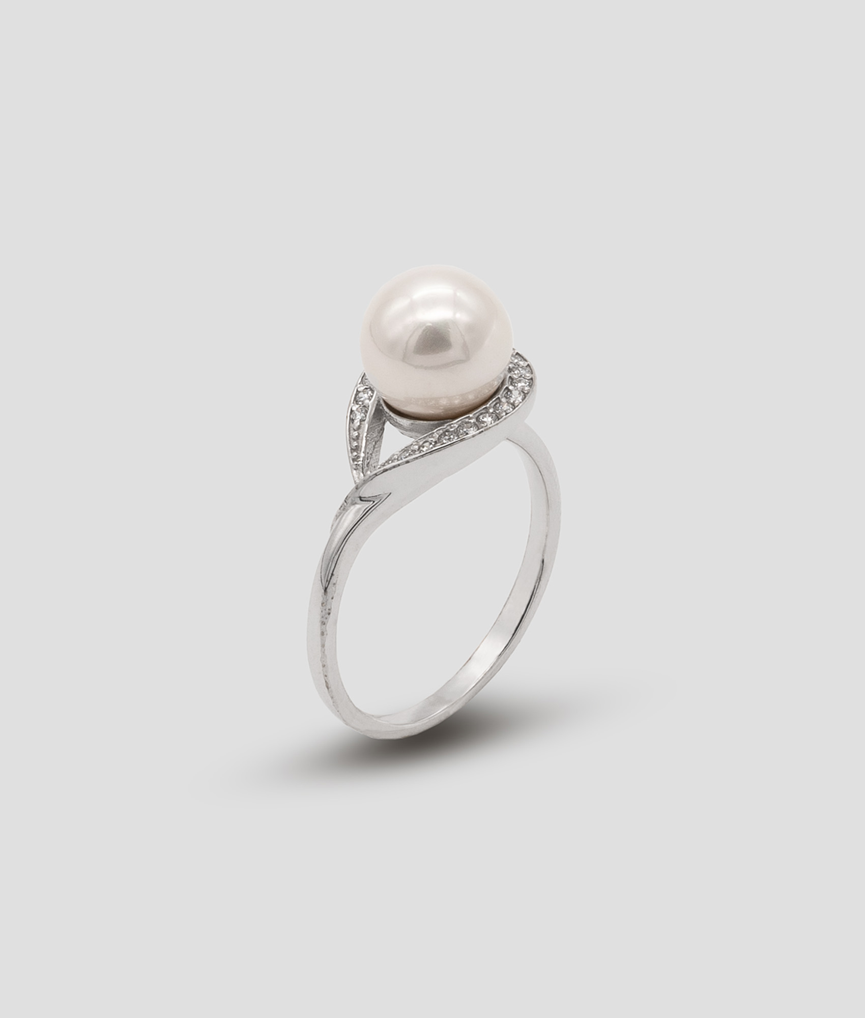 Anel pérola com zircões