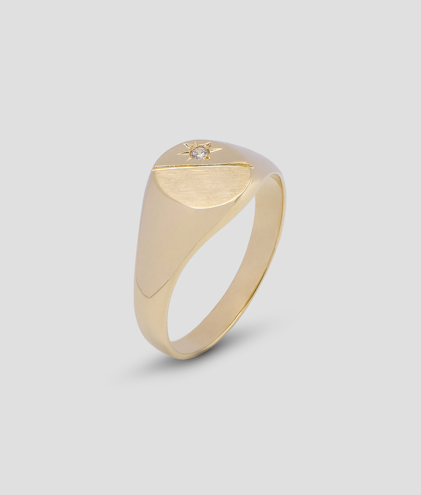 Anel mesa oval com zircão